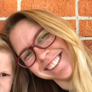 Meet your Posher, Alisa